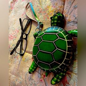 Leather Turtle Clutch Wallet/Purse